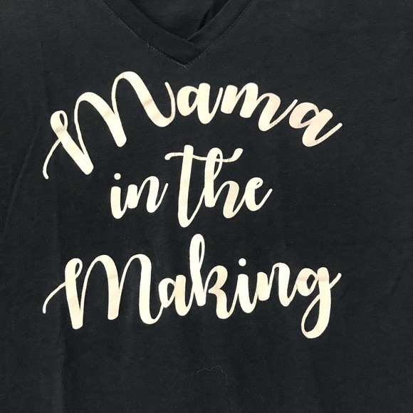 Mama in the making Pregnancy Announcement shirt - Picture 4 of 4